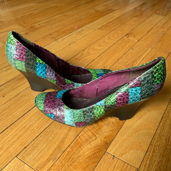 Multicoloured Gomax Wedges - Picture 2 of 2